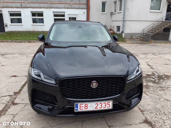 Jaguar F-Pace P250 AWD R-Dynamic Black - 33