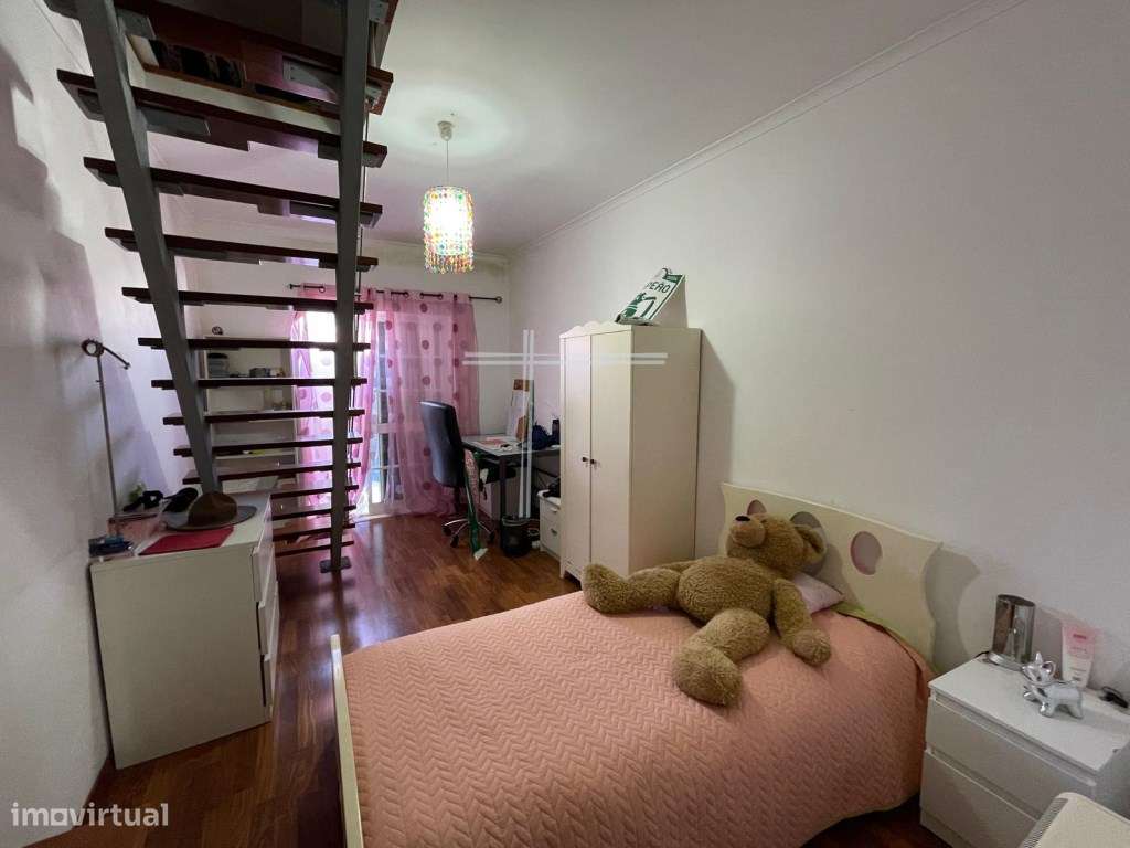 Moradia em banda T4, arquitetura tradicional com garagem - Vale Mil...-16