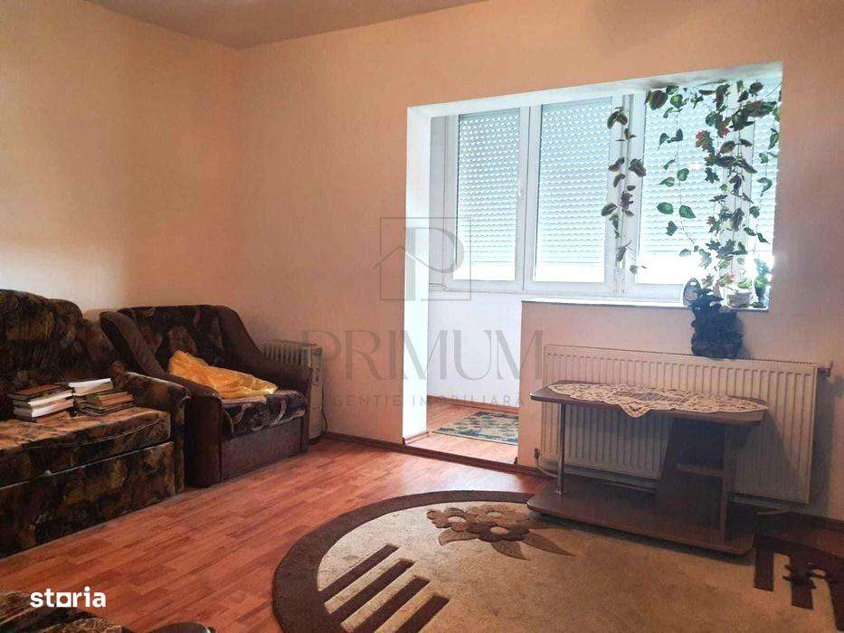 Apartament spatios - Etaj Intermediar - Bloc Anvelopat - Zona Blascovi - Imagine principală: 5/8