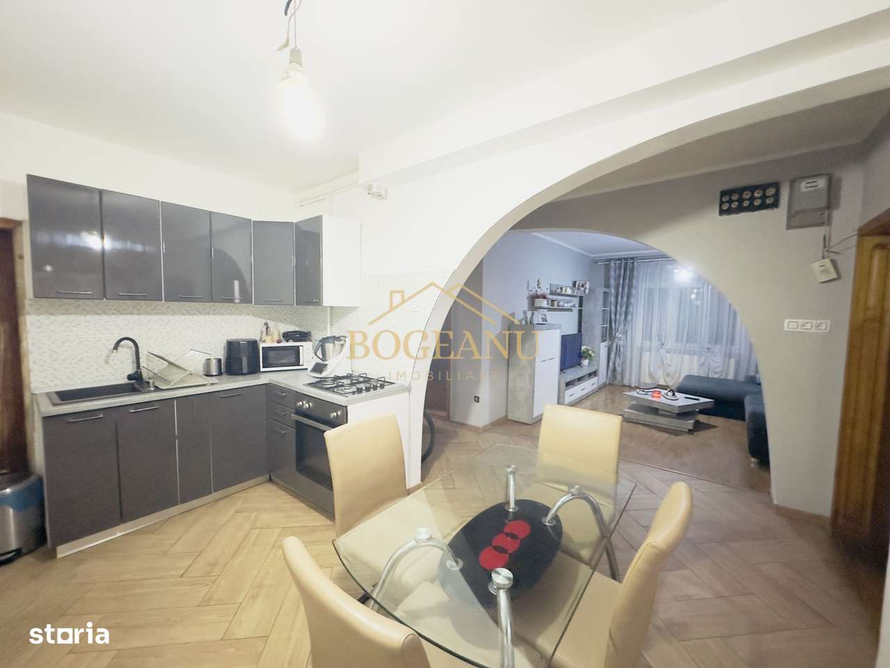 BG119-Vila 4 camere cu Spatiu comercial-COMISION 0% - Imagine principală: 3/13