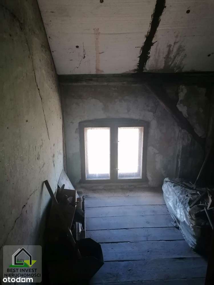Dwupoziomowe mieszkanie do remontu w Jaworze-idealne pod inwestycję-10
