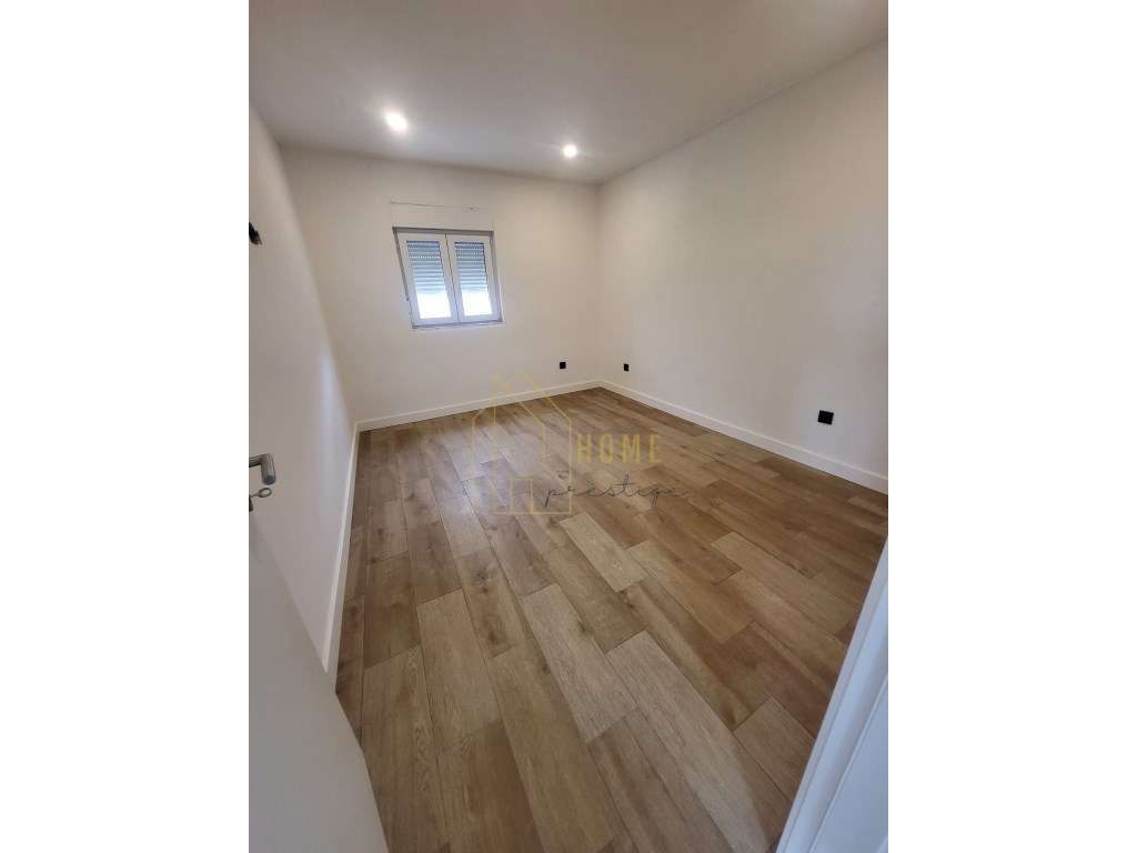 Excelente Quinta Bi familiar ou de Investimento-33