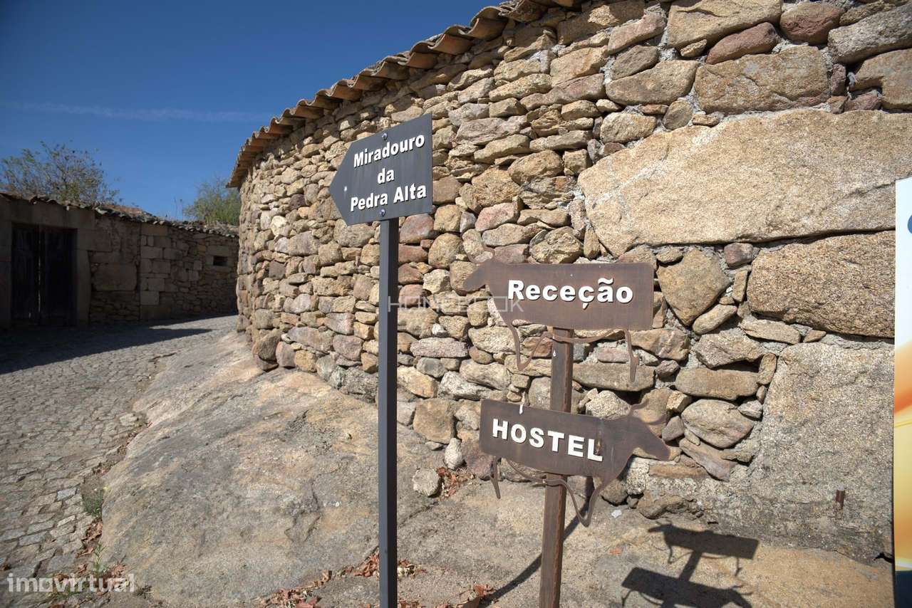 Conjunto de Casas de Aldeia para Turismo Rural – Vale do Côa-29
