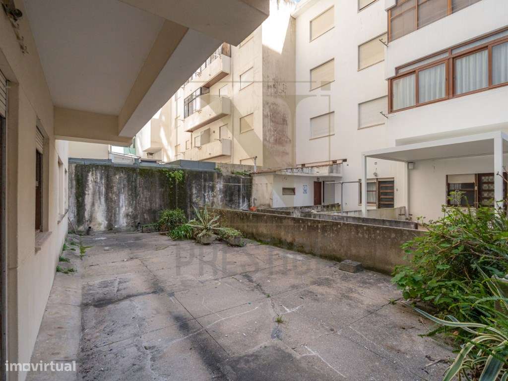 Apartamento T4+1 na Figueira da Foz-11