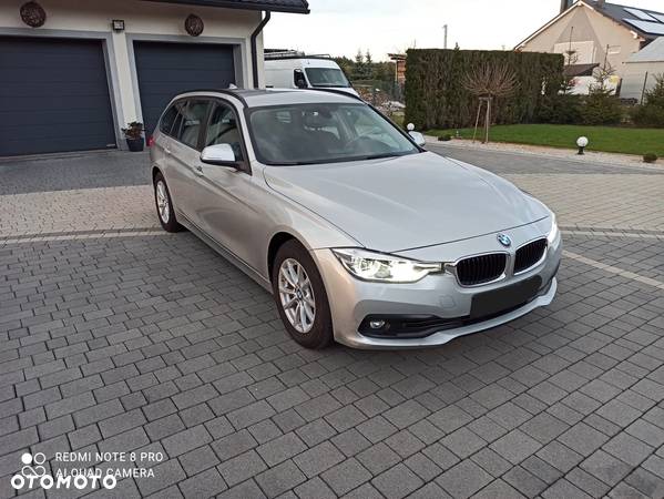 BMW Seria 3 318d - 24