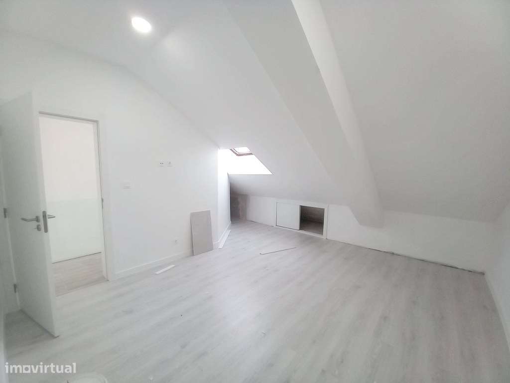 Apartamento T4 Venda em Costa da Caparica,Almada-10
