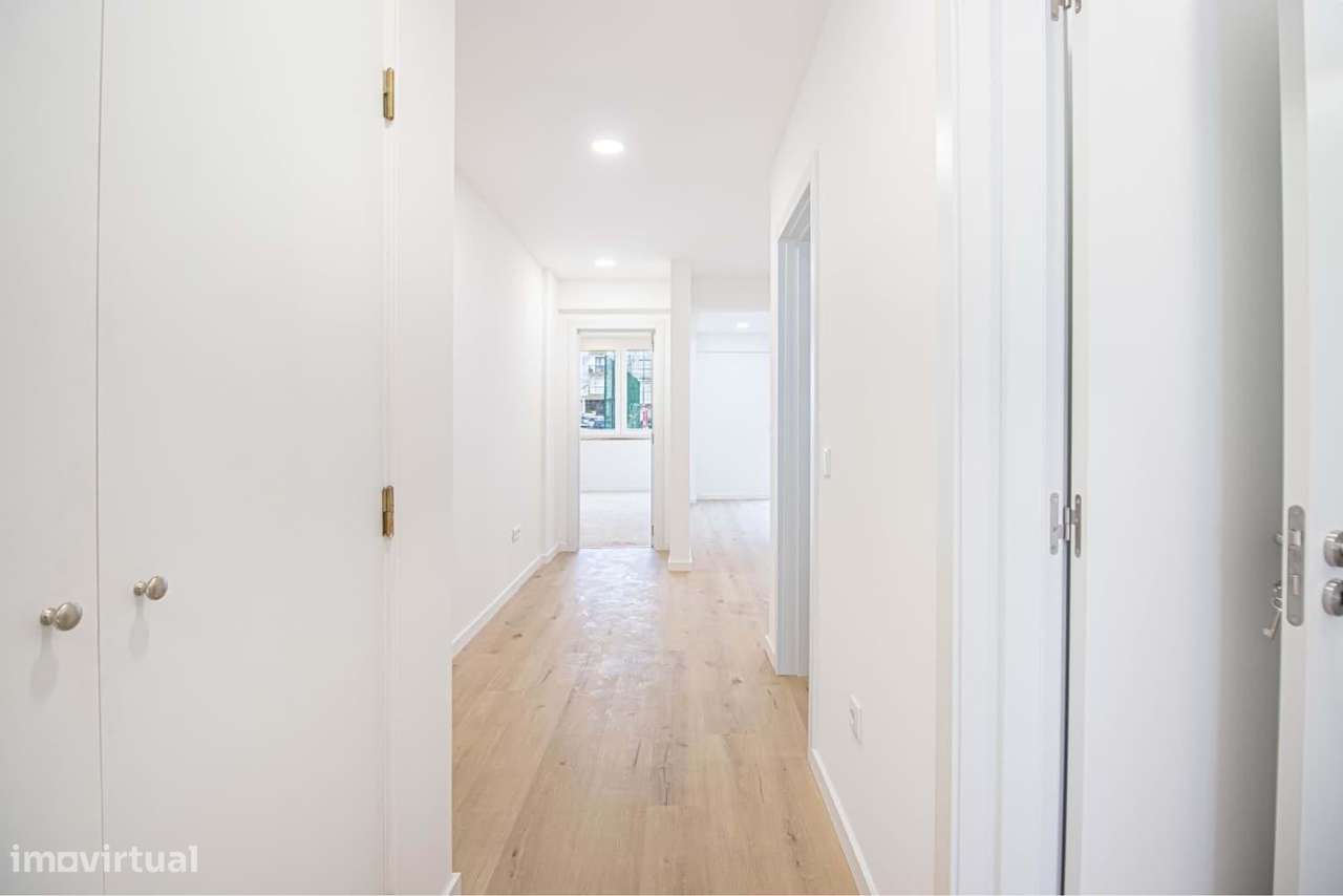 Onde o Seu Próximo Capítulo Começa – Apartamento T2 com Suíte | Rincho-11