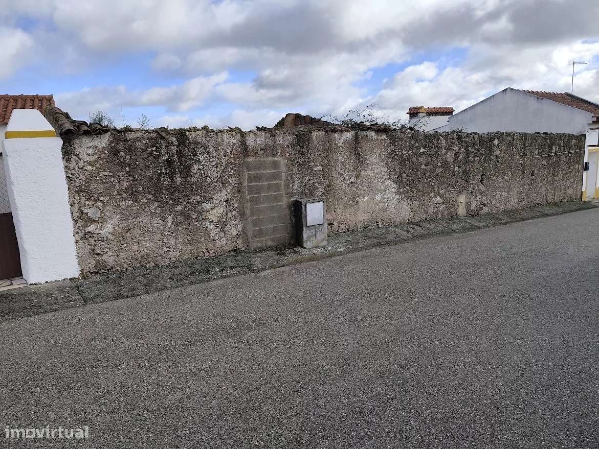Lote Urbano de 726m² em Comenda, Portugal - Grande imagem: 5/5