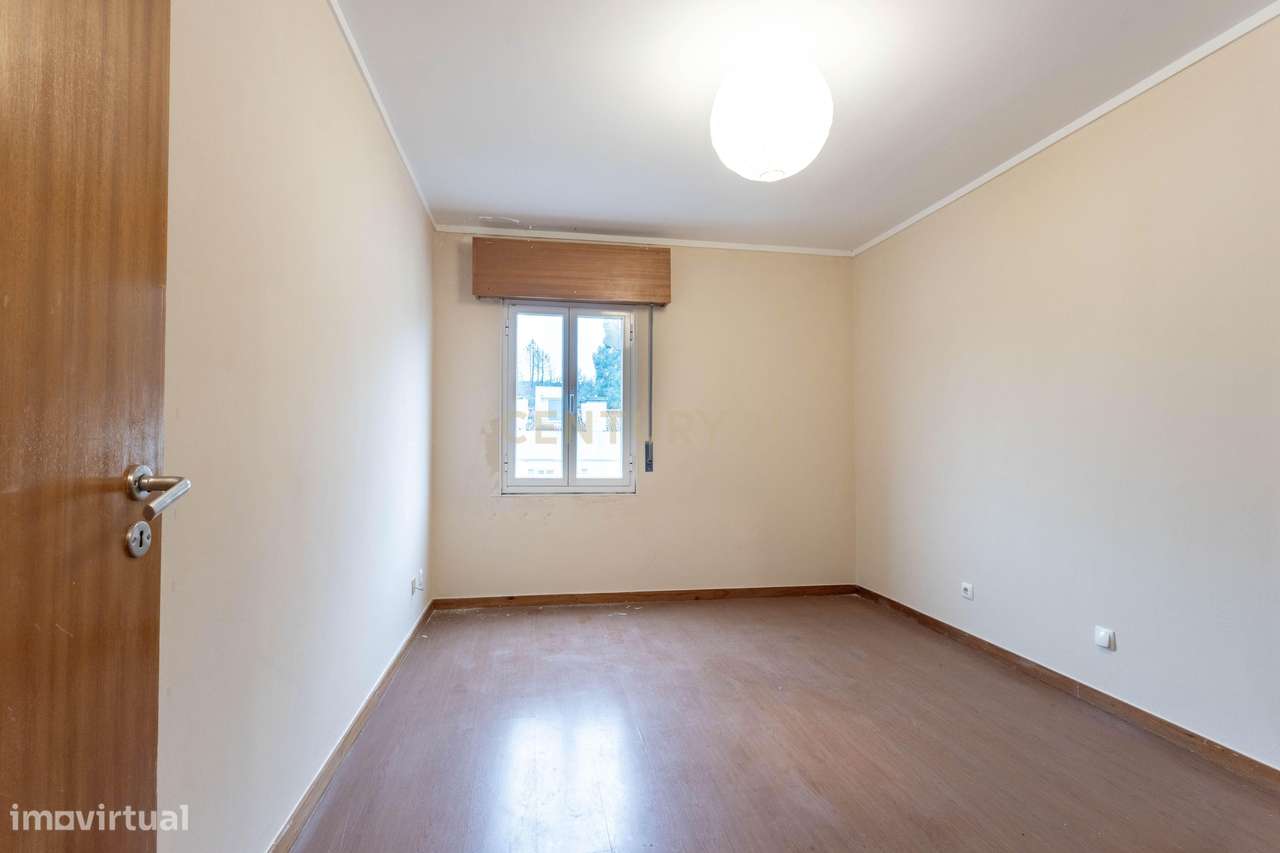 Conforto e Funcionalidade: T2 com Garagem em Ermesinde - Grande imagem: 5/25