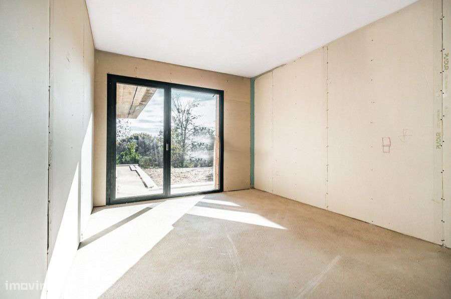 Moradia T3 térrea CHAVE NA MÃO em Turiz, Vila Verde.-13