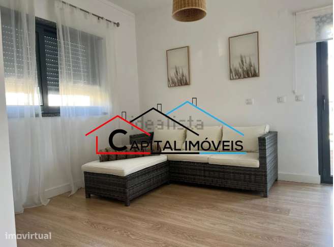 Moradia V4 c/quintal. (AP)-8