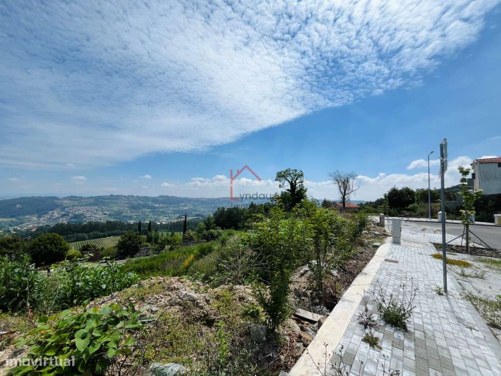 Terreno Abação Guimarães-16