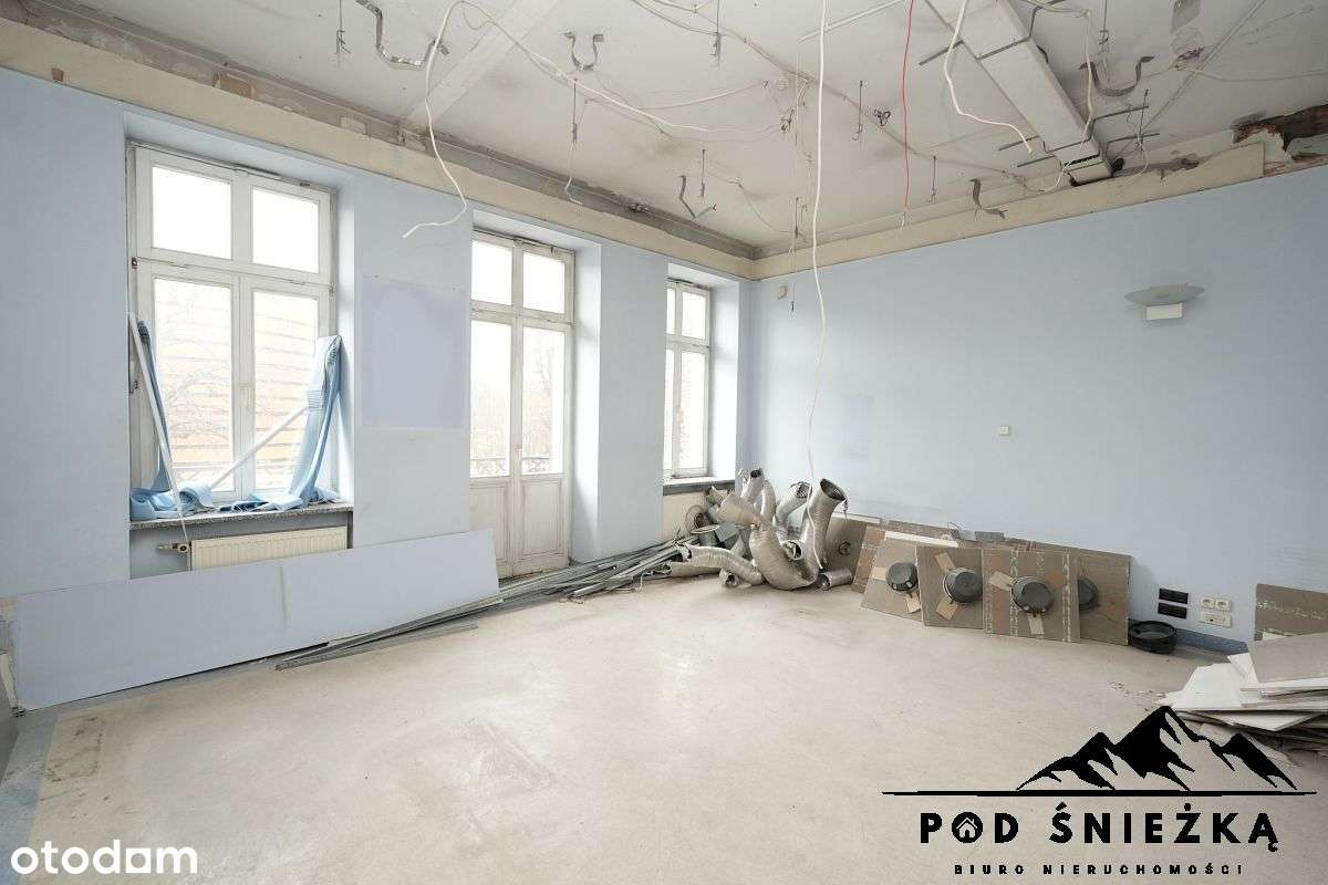 Dwie kamienice przy przejściu granicznym - tylko 2-9