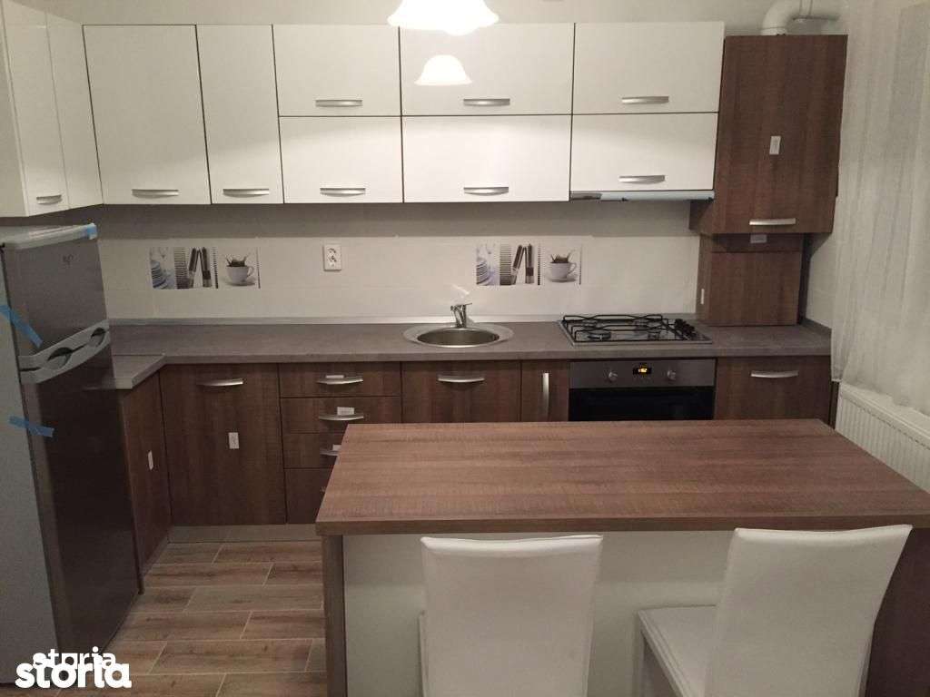 Casa duplex ,cu copertina de mașină,4 cam,100 mp,teren 250 mp,Sancrai-1