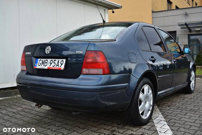 Volkswagen Bora 1.9 TDI Comfortline - 3