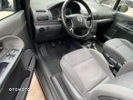 Volkswagen Sharan 1.8T Highline - 4