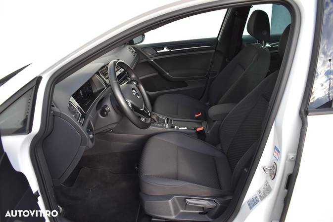 Volkswagen Golf Variant 2.0 TDI SCR DSG Comfortline - 11