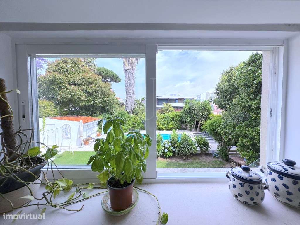 MORADIA DE CHARME EM LOCALIZAÇÃO NOBRE DE CASCAIS-26