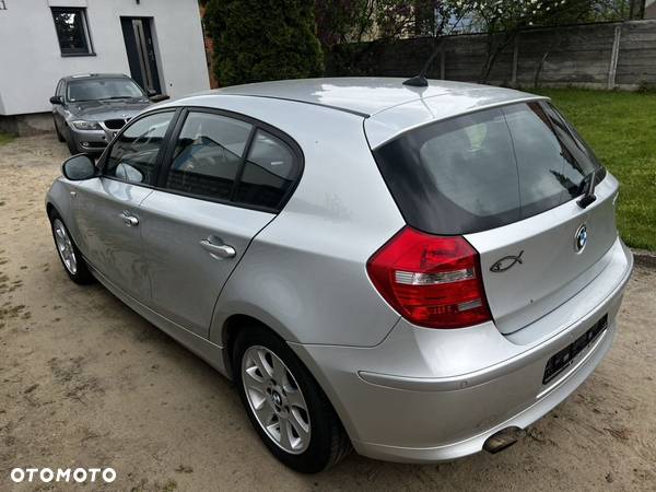 BMW Seria 1 118d - 9