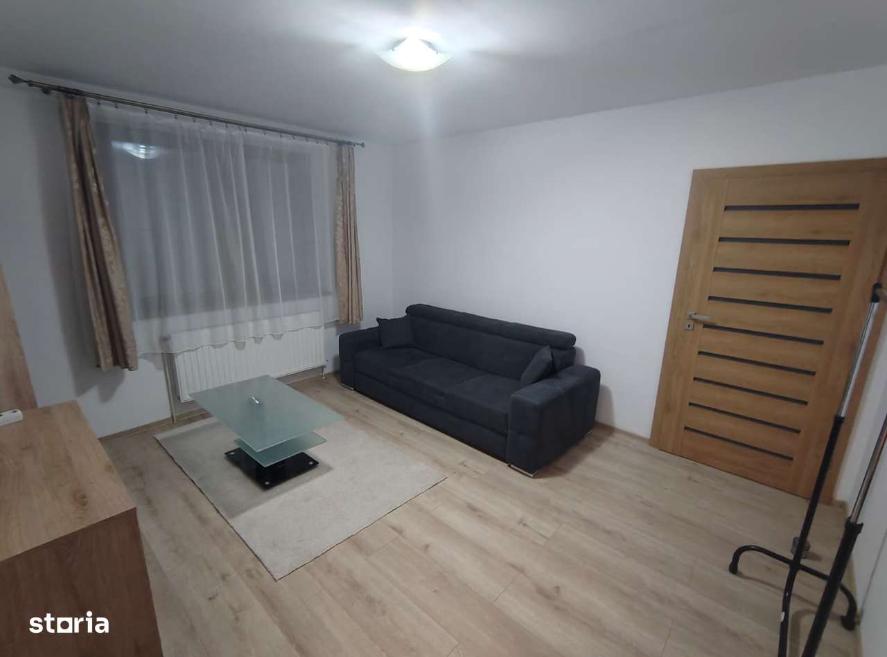 Apartament 3 camere, zona tribunal, parcare privata, acces la curte - Imagine principală: 4/10