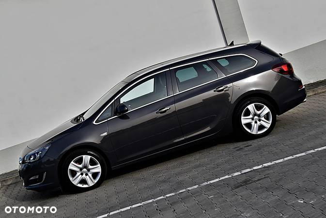 Opel Astra IV 1.4 T Cosmo S&S - 7