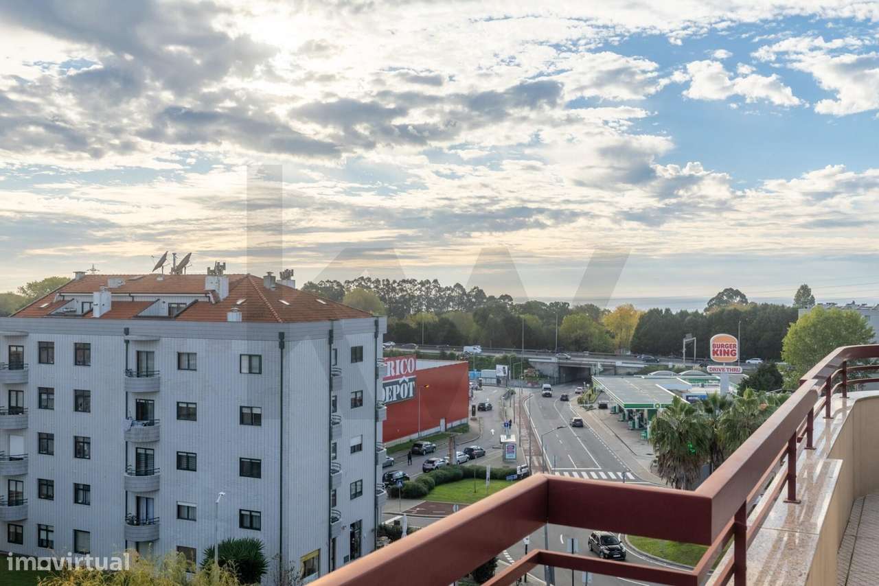 Excelente Apartamento Duplex T3 | Versátil T4/T5 | Com Vista de Mar - Grande imagem: 4/41