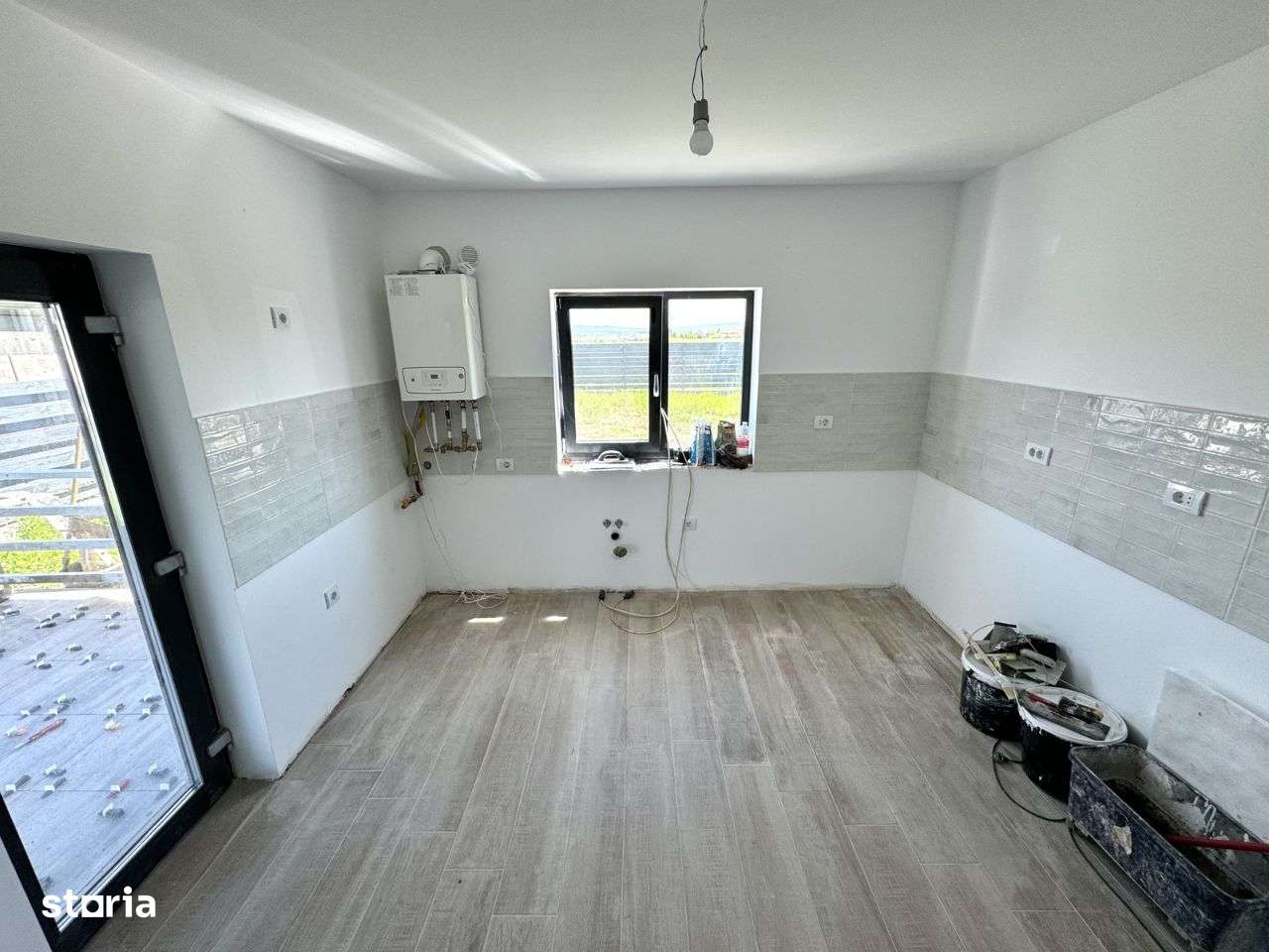 CANALIZARE!2 BAI!Incalz in pard.!Dressing!Casa 3 camere Lunca Cetatuii - Imagine principală: 4/8