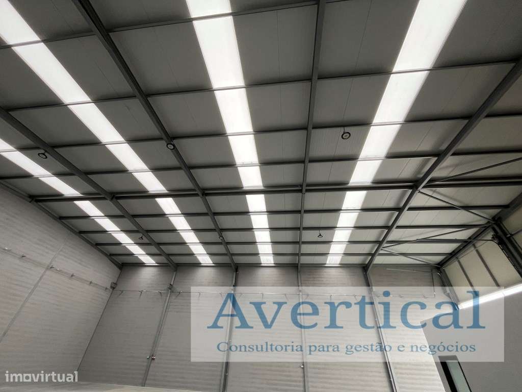 Armazem Industrial Novo c/500m2 - Nogueira-Maia - Grande imagem: 5/8