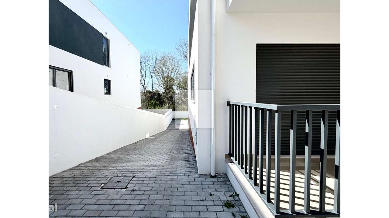 Moradia T4 Nova e Completa - Grande imagem: 2/48