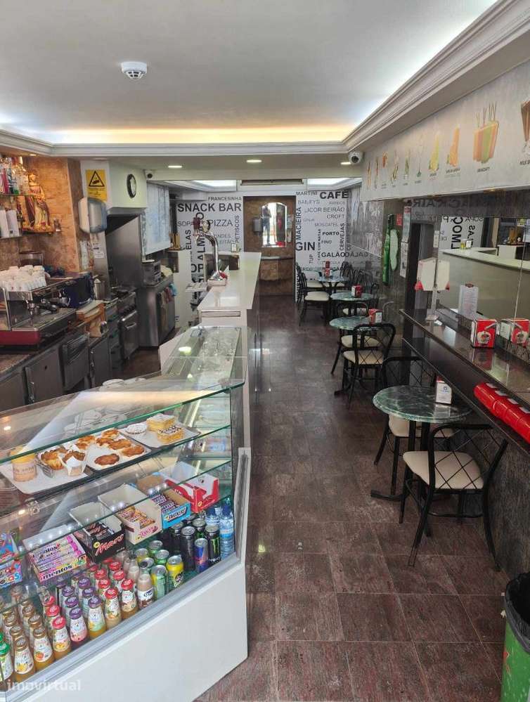 Trespasse de espaço comercial em pleno centro de Coimbra - Grande imagem: 5/14