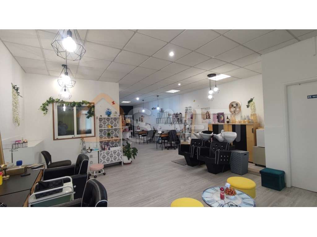 Trespasse Cabeleireiro/Centro de Beleza, Leiria - Grande imagem: 3/25