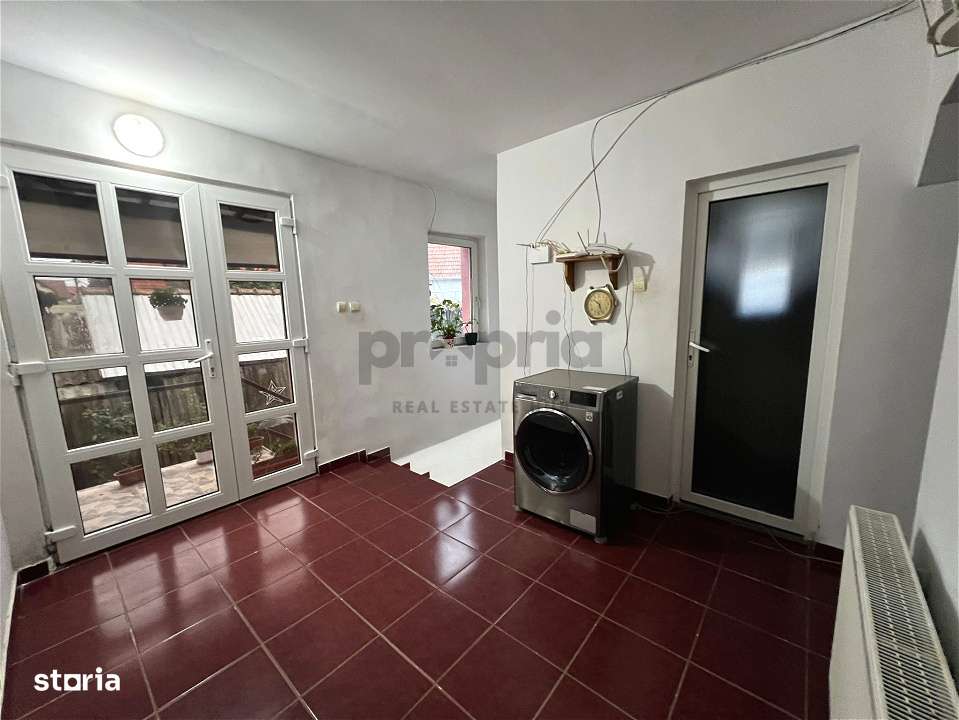 Casa 5 camere | Garaj, anexe | 1300 mp teren | Simeria Veche - Imagine principală: 5/14