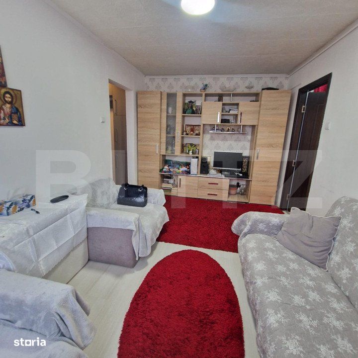 Apartament 3 camere etaj 4 - semidecomandat Astra - zona linistita