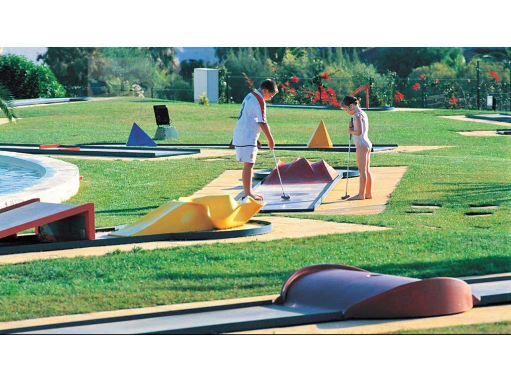 Albufeira central, sinta-se em férias o ano inteiro. Estudio T0, mo...-30