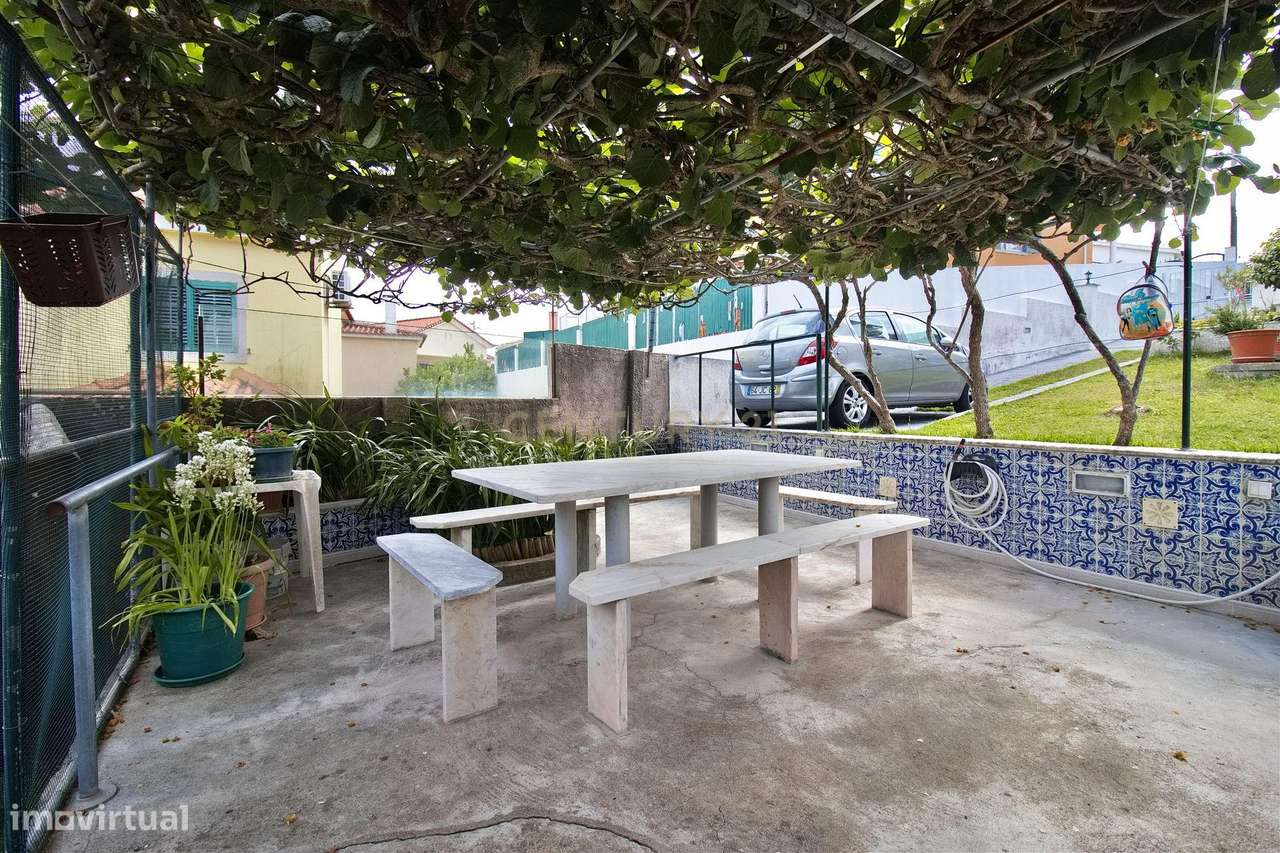 Moradia Independente T4 em Porto Salvo - Grande imagem: 2/30