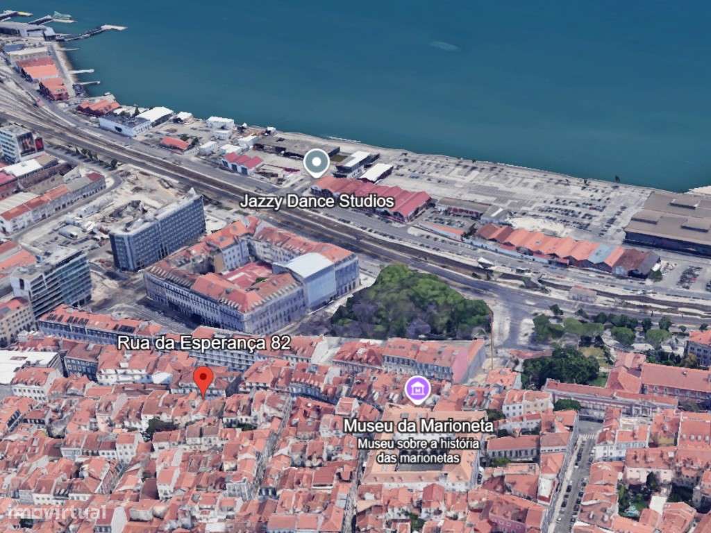 Loja, comércio, a pé do rio, Santos-O-Velho - Grande imagem: 4/9