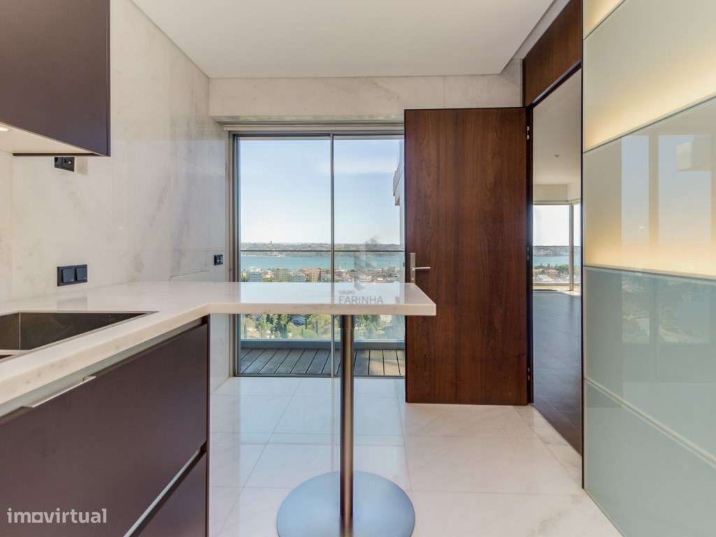 Apartamentos T4 de elevado padrão prontos a habitar, na zona nobre ...-10