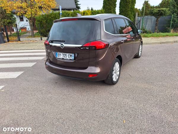 Opel Zafira - 16