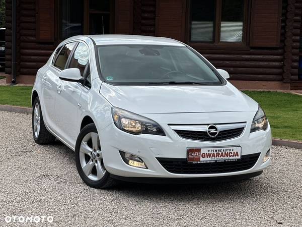 Opel Astra 1.6 Turbo Color Edition - 4