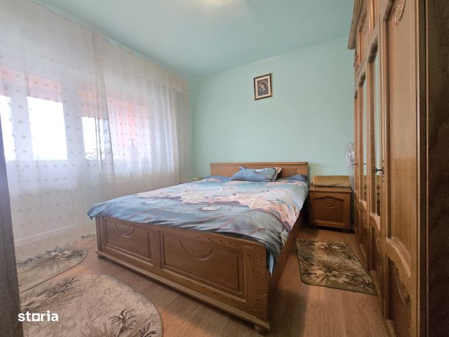 Apartament cu 3 camere ZONA BIG - DE VANZARE-8