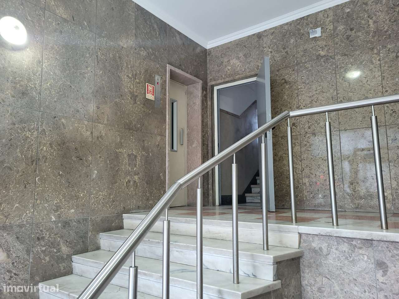 Escritório Premium na Av. da República / Elias Garcia - Grande imagem: 4/26