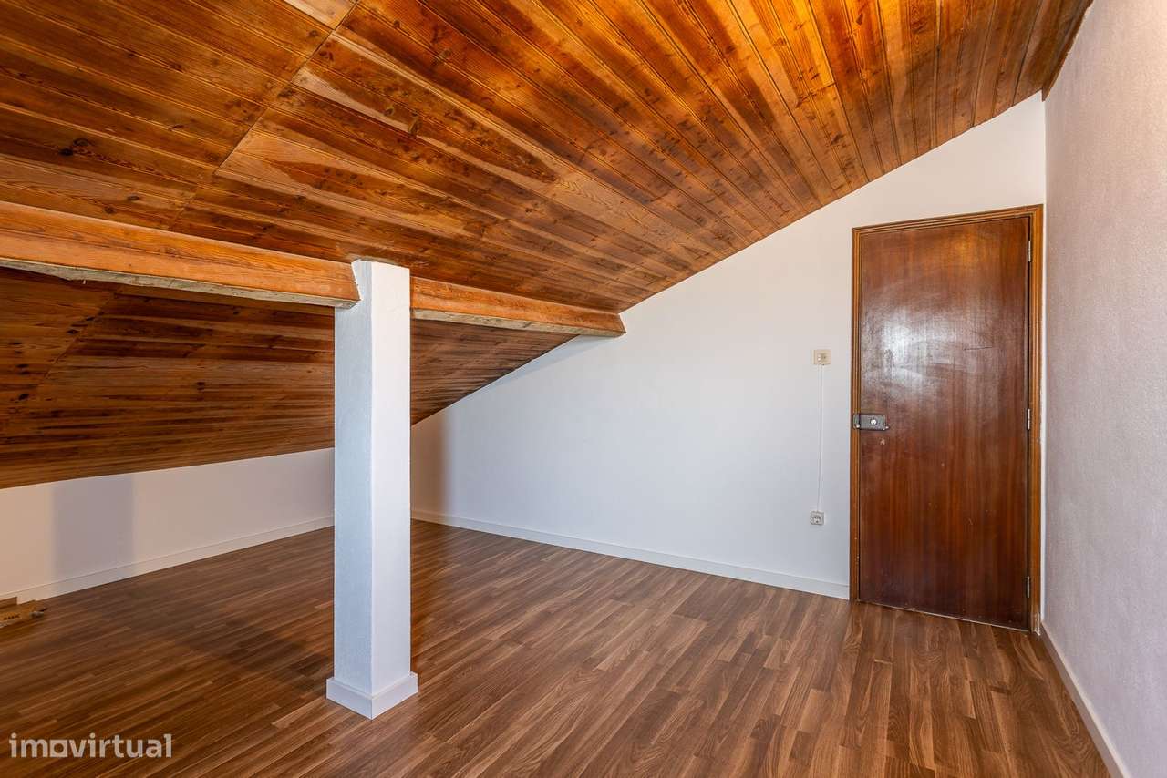 Apartamento t2 à venda na Murtal - Madorna-5