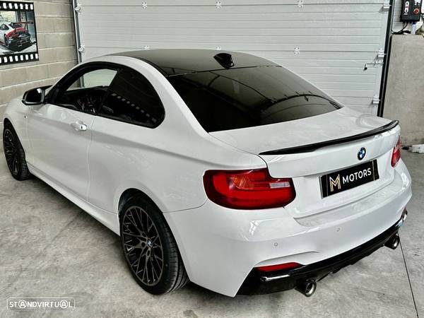 BMW 220 d Pack M - 33