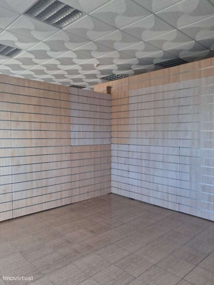 Armazém - Vila do Conde, Toughinhó - Venda ou Arrendamento-5