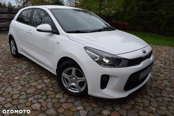 Kia Rio - 20