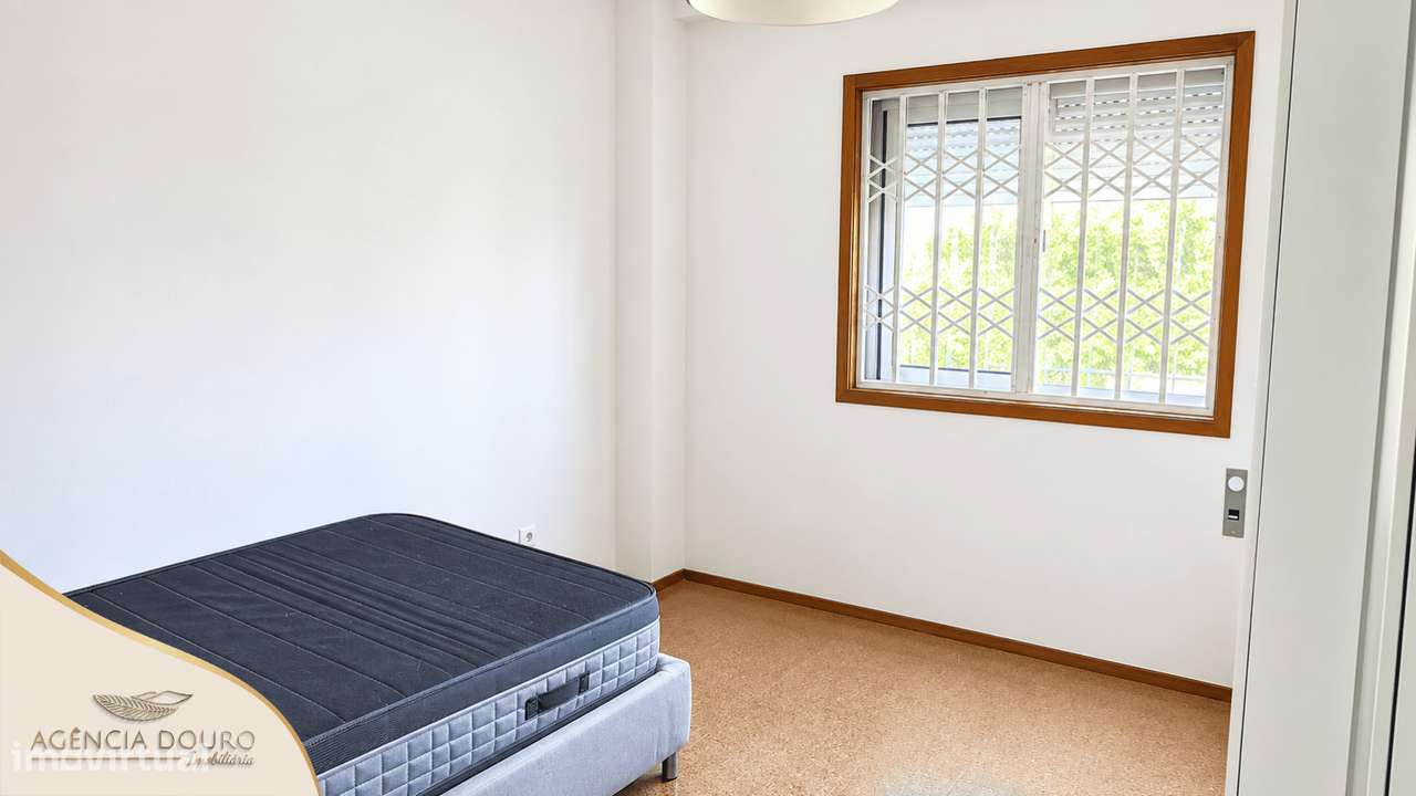 Apartamento T3 em Campanhã, Porto-9