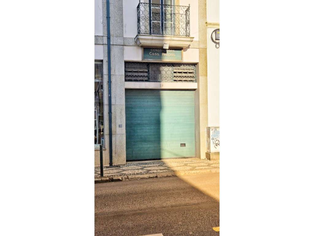 Garagem/Armazém fechado em zona premium no centro da cidade de Aveiro - Grande imagem: 5/7