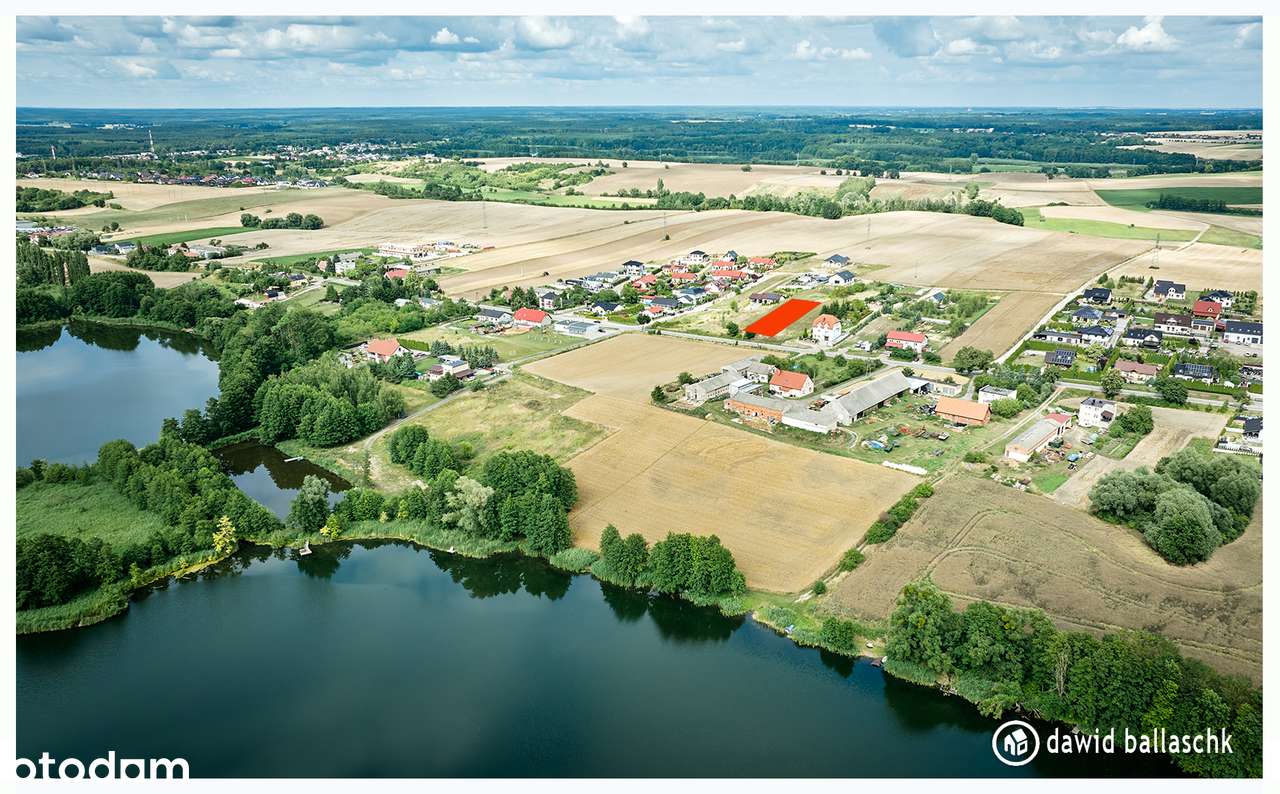 Malowniczo położona działka na zboczu wzgórza w okolicy jeziora - Pełny obrazek: 5/19