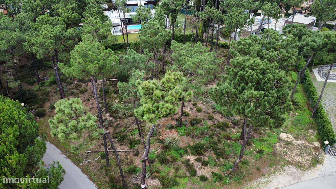 Lote com 2333m2 - condomínio da Herdade de Aroeira-26