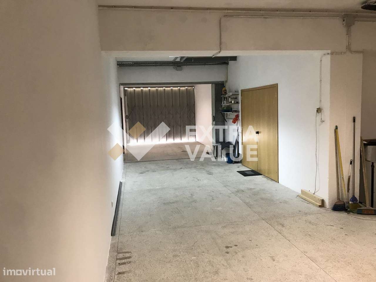 Armazém  Venda em Mafamude e Vilar do Paraíso,Vila Nova de Gaia-13